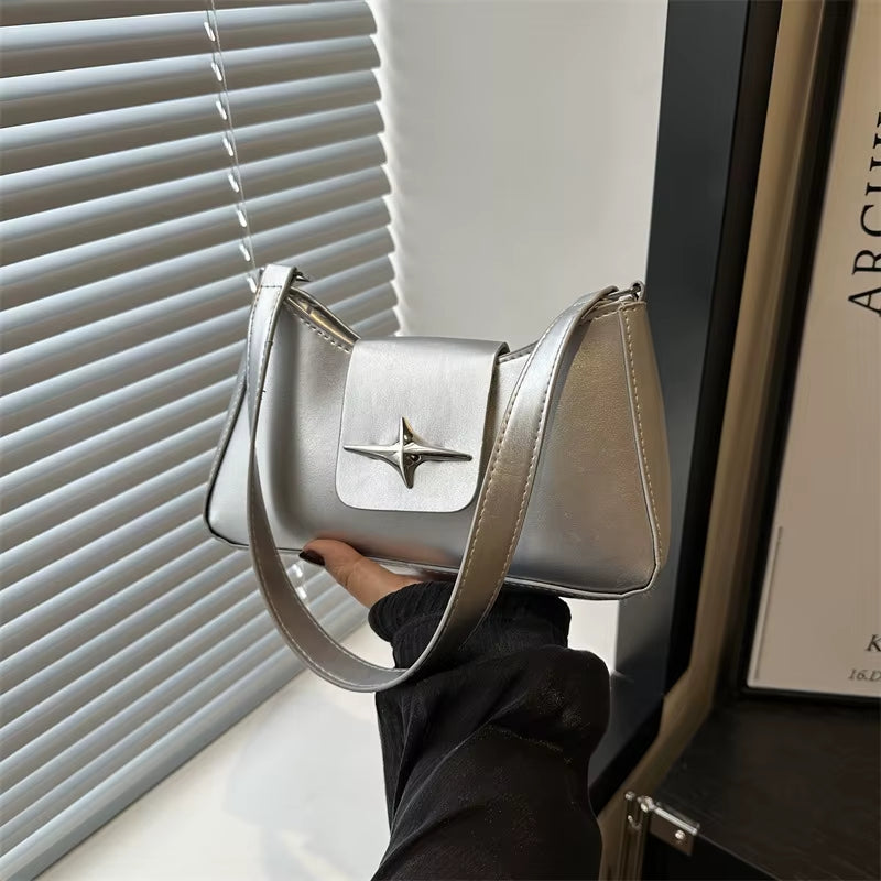 Causal shoulder bag 